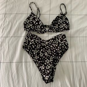 Skatie Bikini Set in Summerland 🌼